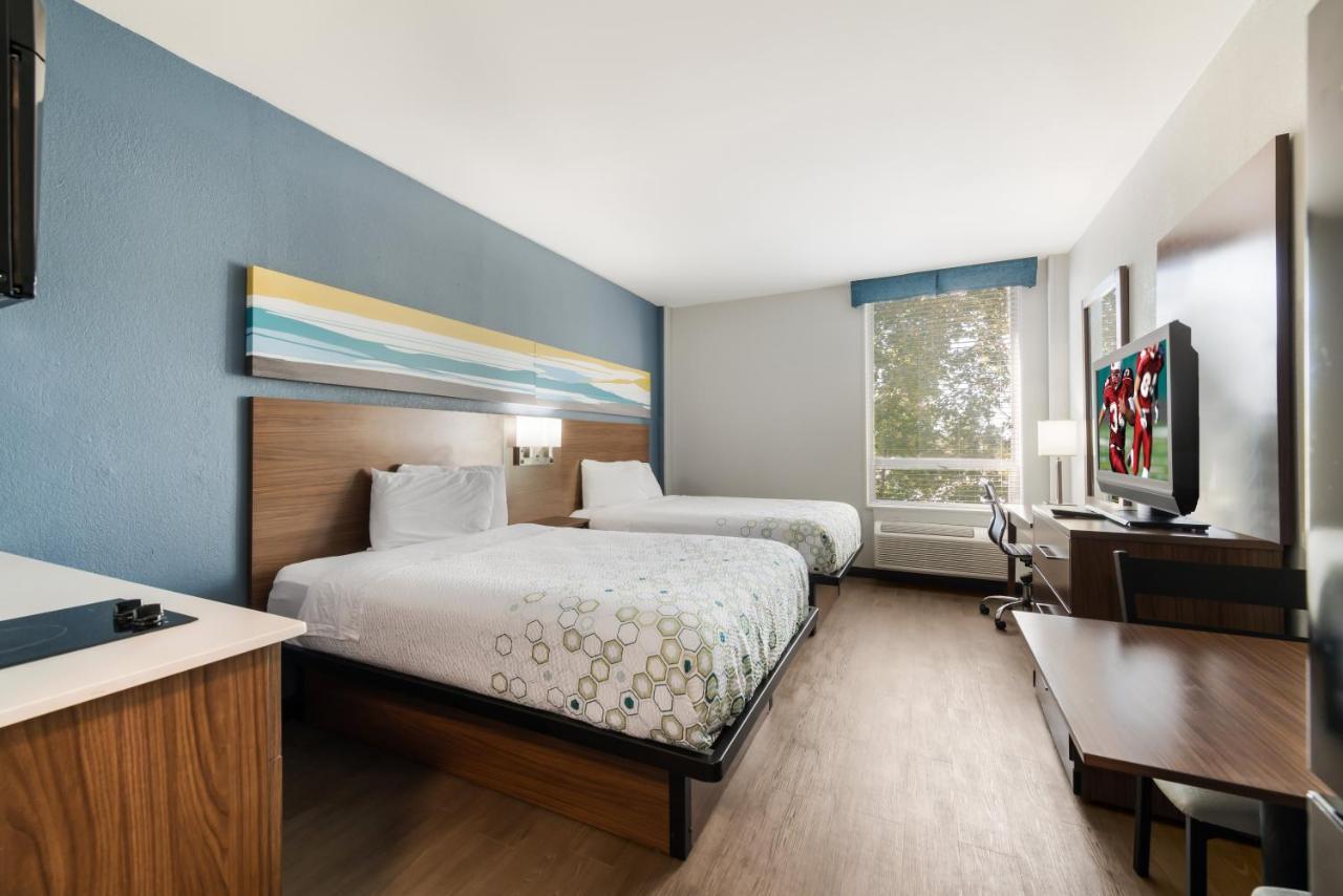 Hometowne Studios By Red Roof Newport News - Hampton West Exteriér fotografie
