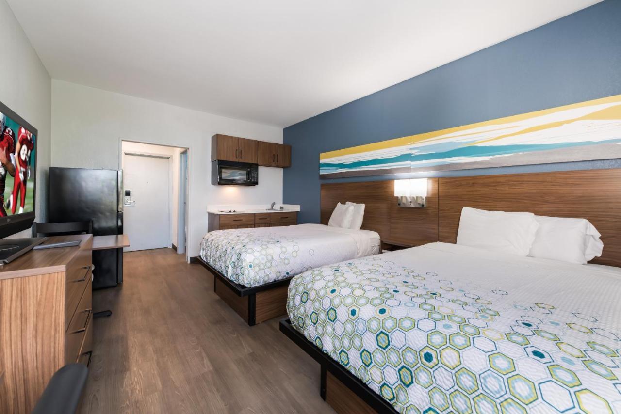 Hometowne Studios By Red Roof Newport News - Hampton West Exteriér fotografie